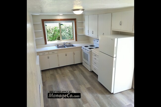 Building Photo - Bountiful 1 bed, 1 garage.