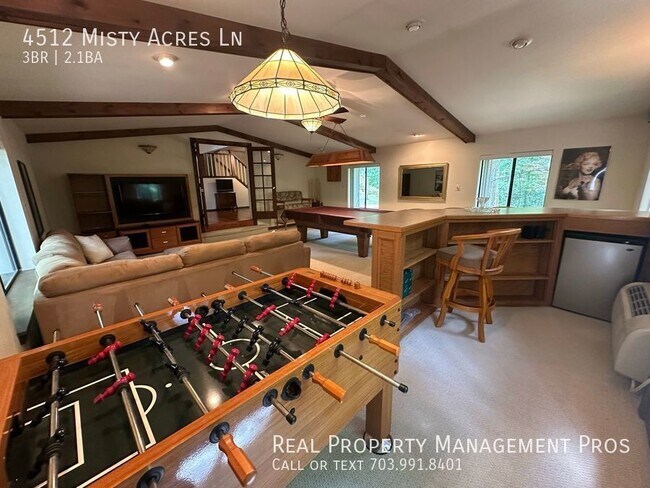Foto del edificio - 4512 Misty Acres Ln