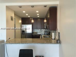 Foto del edificio - 3375 N Country Club Dr