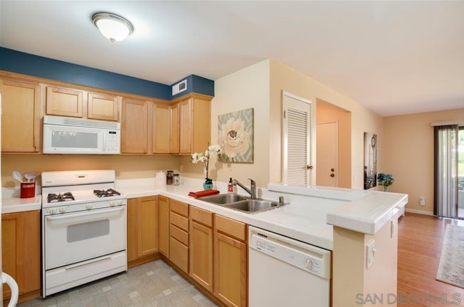 Foto del edificio - 12253 Carmel Vista Rd