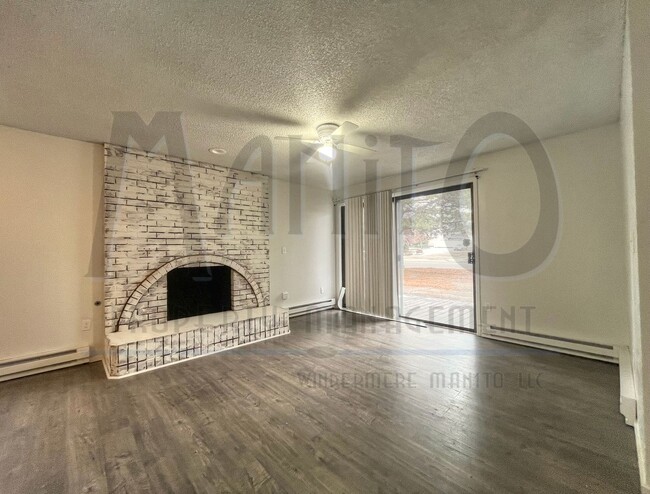 Building Photo - 3624/3626 S Mount Vernon Street Duplex (Lo...