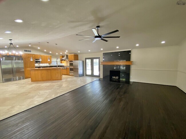 Foto del edificio - 4514 Shady Ln