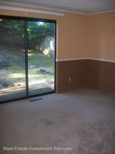 Foto del edificio - 7909 88th Street Ct SW