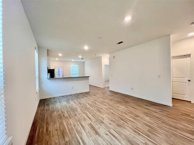 Building Photo - 17835 Plow Horse Ln