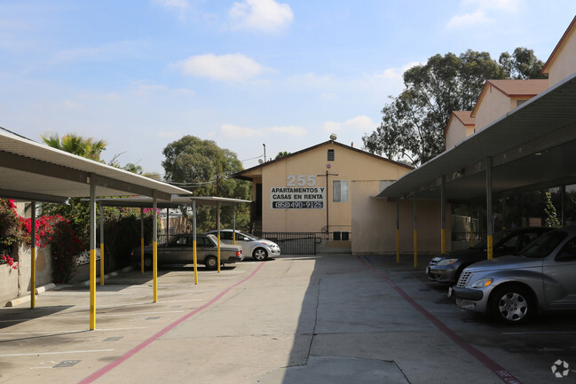 Building Photo - Juniper Court Apartments