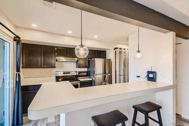 Foto del edificio - 4899 S Dudley St