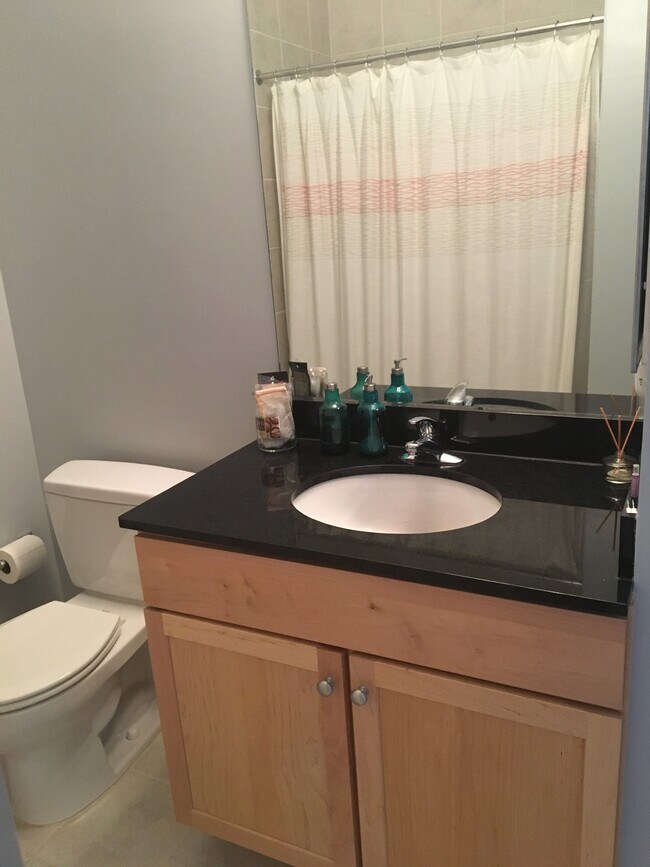 Foto del edificio - 309 Holland Ln