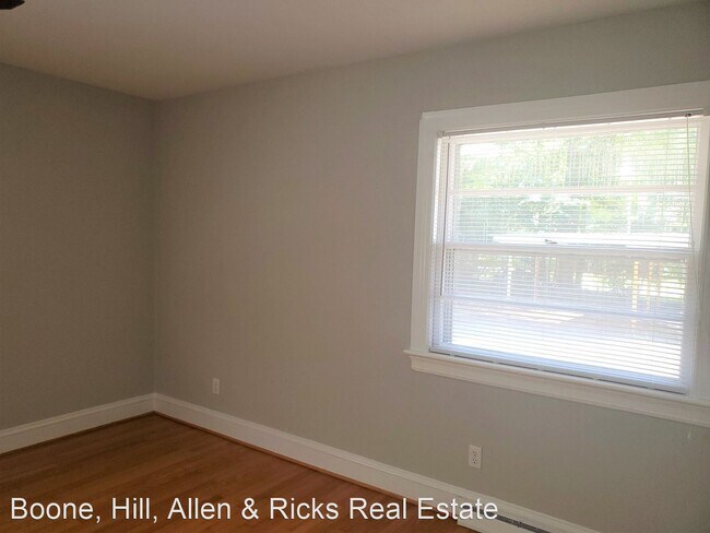 Building Photo - 4 br, 2 bath House - 407 Oakdale Road