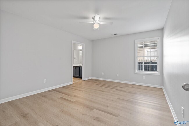 Building Photo - 2904 Wilson Dr NW