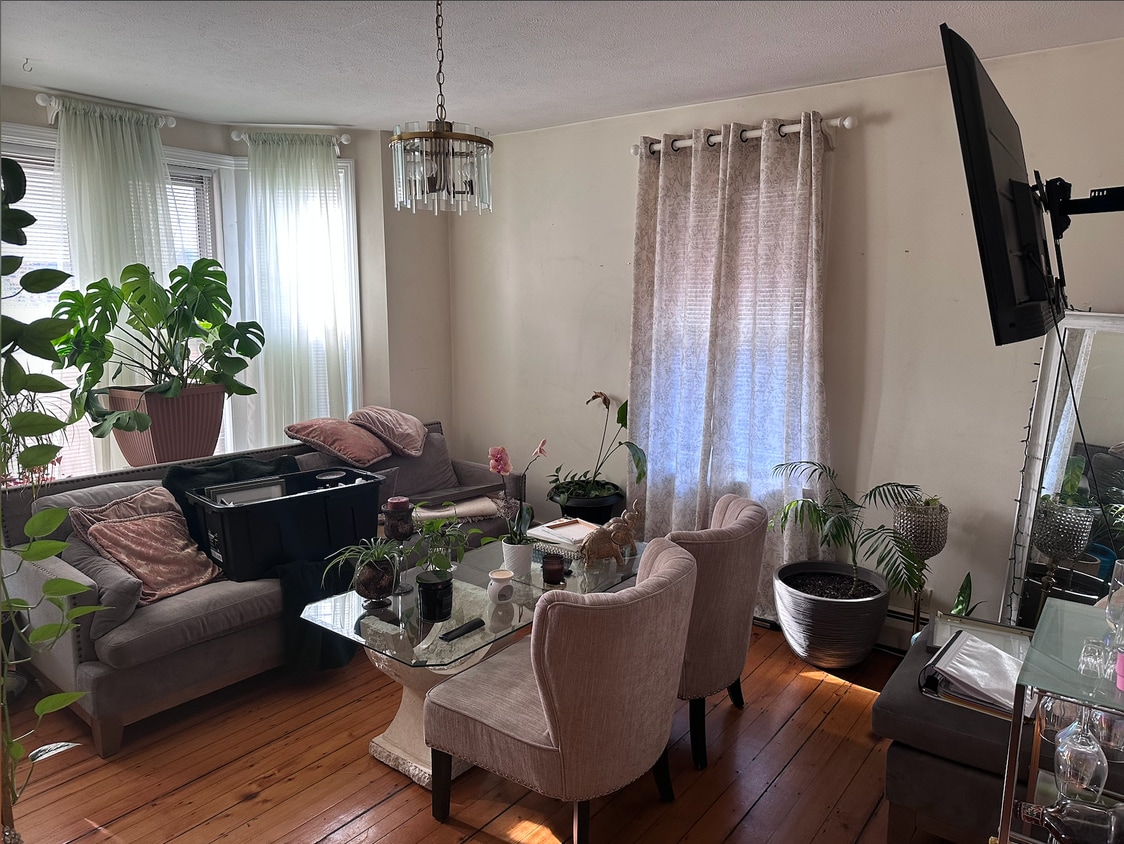 Foto principal - 1023 Branch Ave