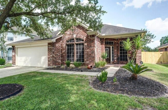 Foto del edificio - 3527 Pine Valley Dr