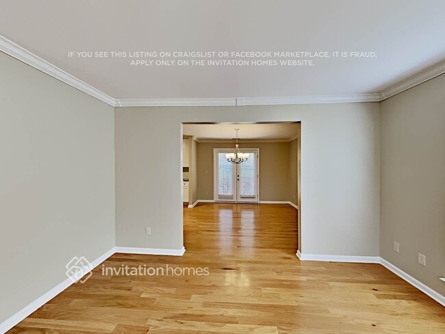 Building Photo - 7134 Lowen Rd