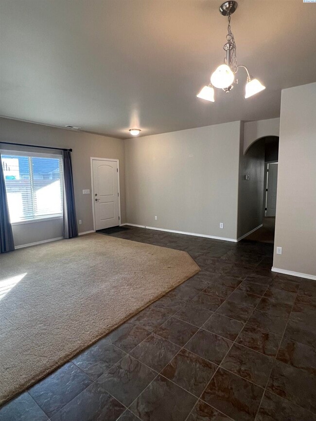 Foto del edificio - Sourthridge Area for rent