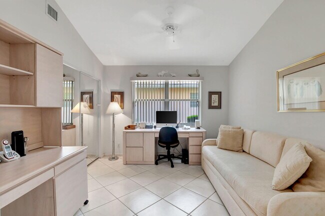 Building Photo - 12659 Majestic Isles Dr