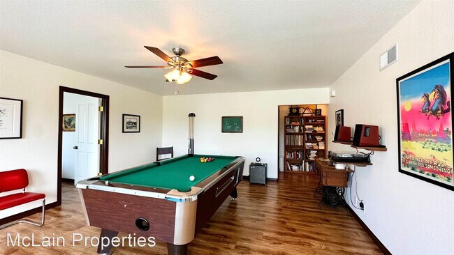 Building Photo - 3 br, 2 bath House - 615 Lado De Loma Dr