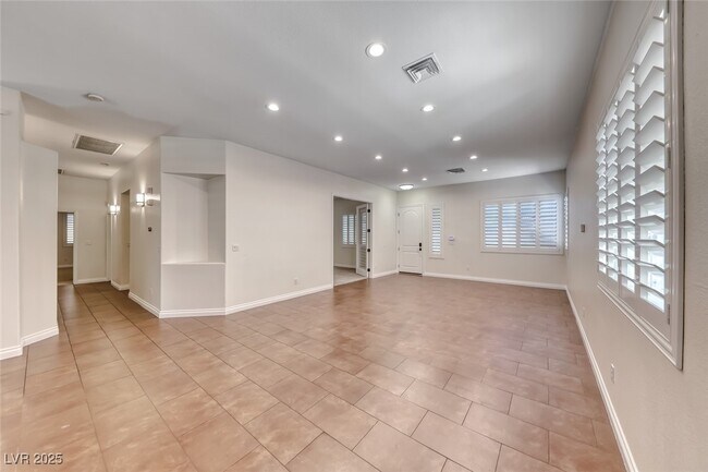 Foto del edificio - 2122 Mooreview St