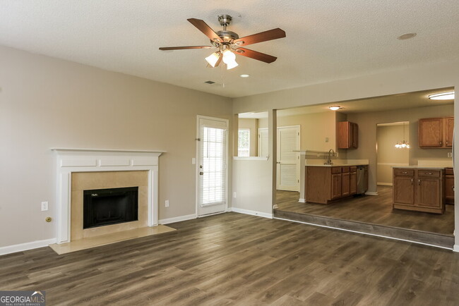 Building Photo - 5357 Knights Landing