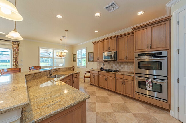 Building Photo - 12648 Biscayne Ct
