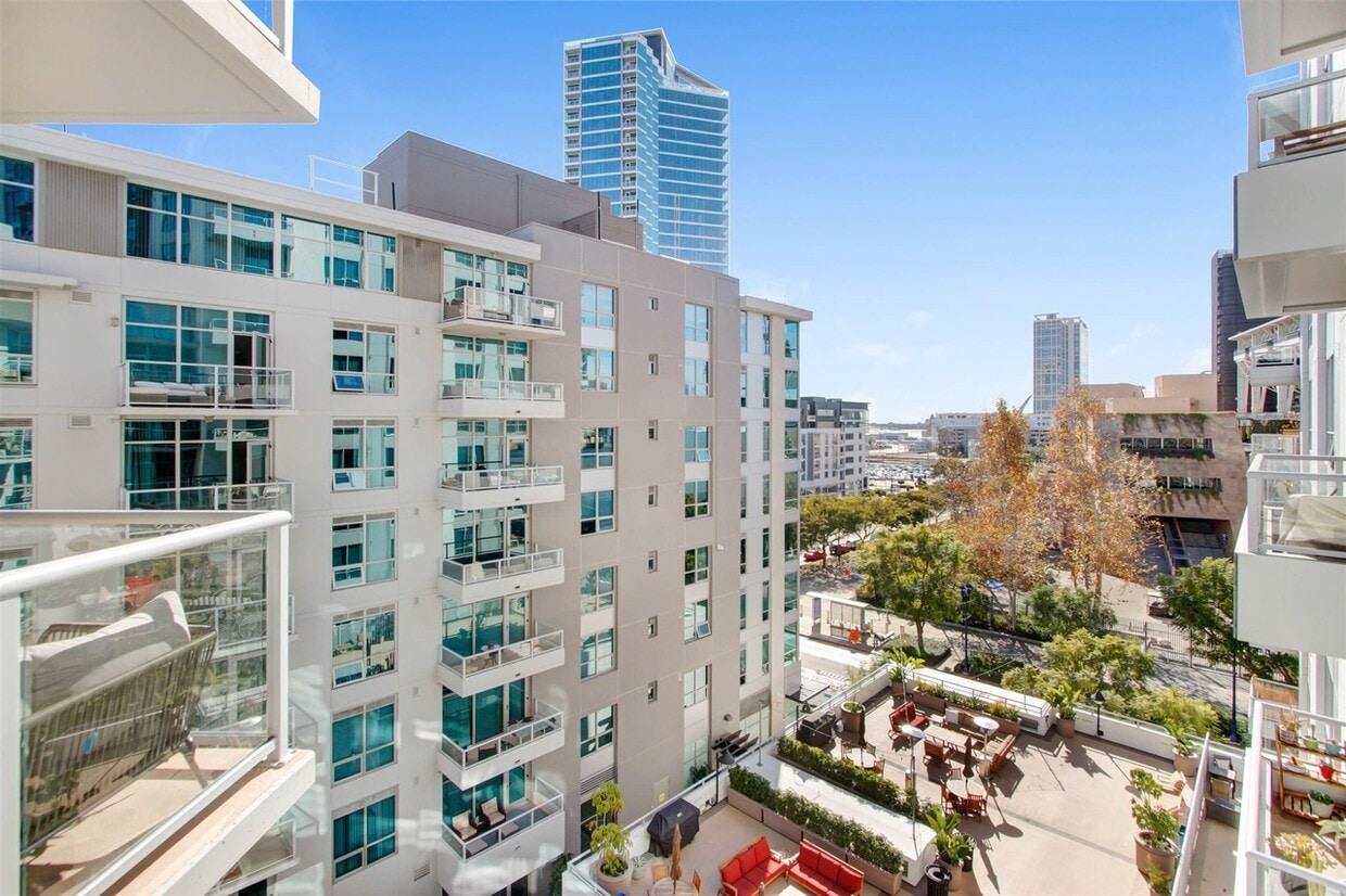 53 Apartments under 2,000 for Rent in Downtown San Diego, CA