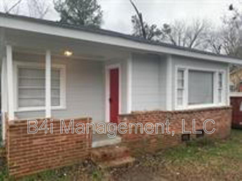 Primary Photo - 205 Porter St SW