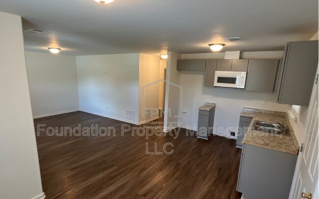 Building Photo - 6425 Patmore Rd