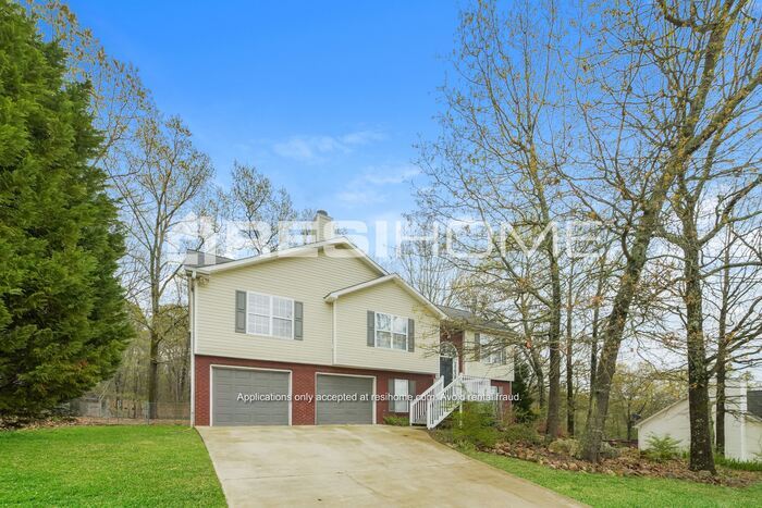 Primary Photo - 28 Stiles Court Sw