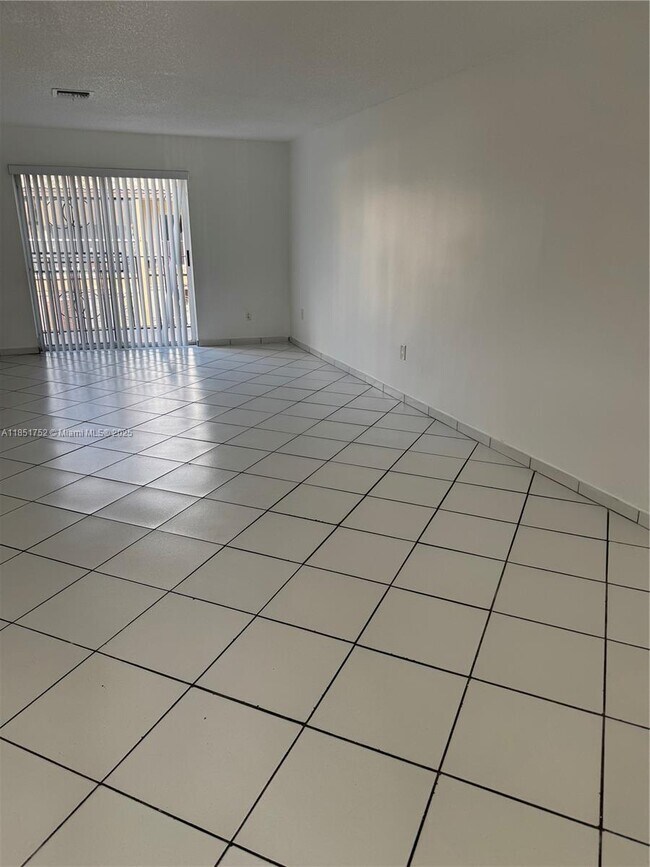 Building Photo - 8851 NW 119th St