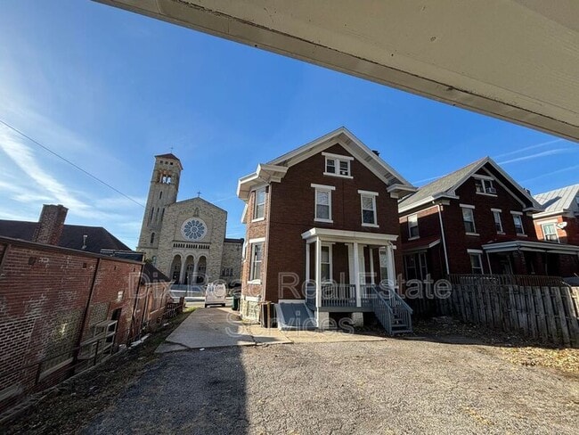 Photo - 810 Sunset Ave House