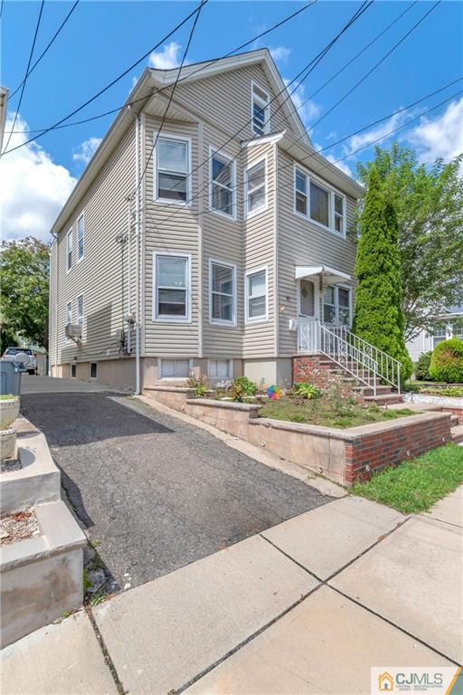 Building Photo - 41 6th Ave