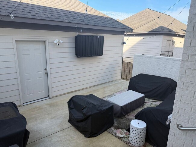 Foto del edificio - Fully Furnished 3 Bed 3.5 Bath Townhouse in Stillwater!