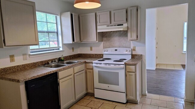 Foto del edificio - 3808 London Ln