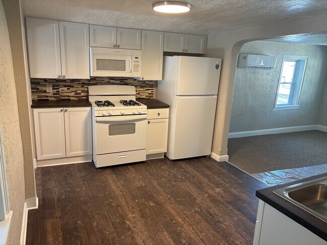 Foto del edificio - Available Now! Loganville 2 Bedroom, Shared Yard-Dallastown SD