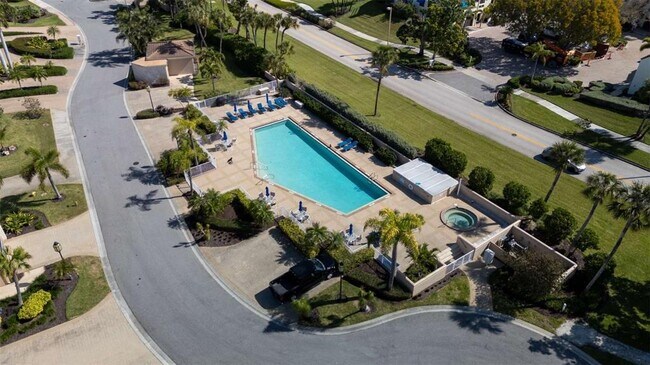 Building Photo - 2013 Harbour Links Dr