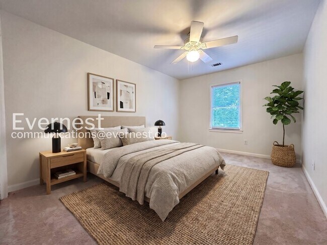 Building Photo - 2665 Holcomb Springs Dr
