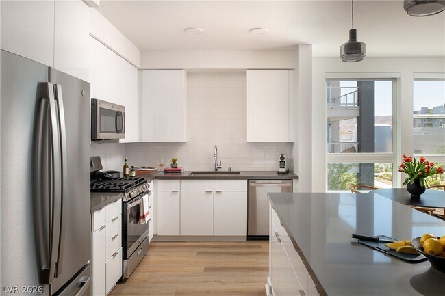 Foto del edificio - 11055 S Las Vegas Blvd