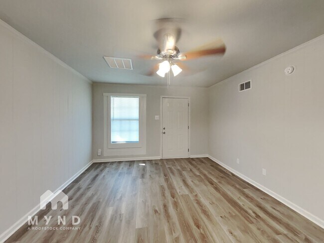 Foto del edificio - 3160 Boxdale St