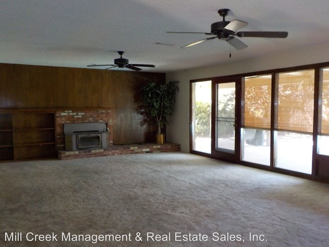 Building Photo - 3625 W Mill Creek Dr