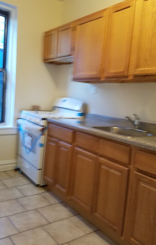 Primary Photo - 139-60 85th Dr