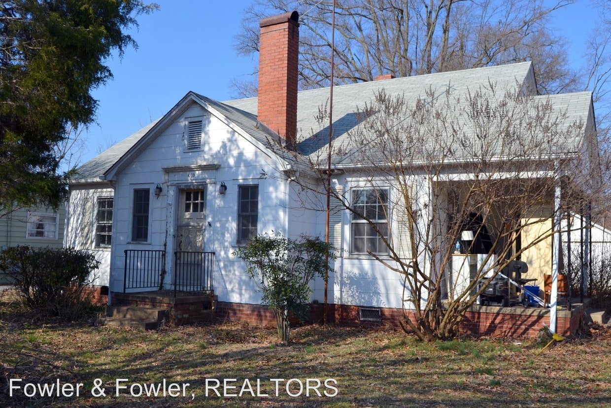 609 E Lexington Ave, High Point, NC 27262 House Rental in High Point