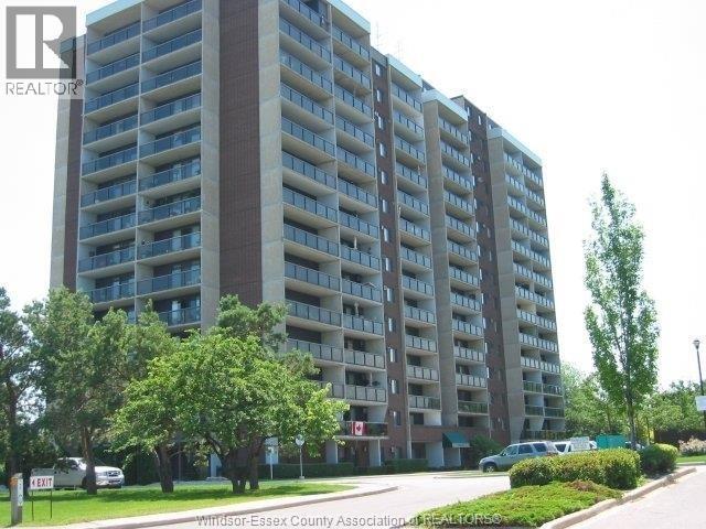 Photo du bâtiment - 9099 Riverside Dr E