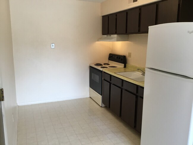 Foto del edificio - 3911 N Rockwell Ave