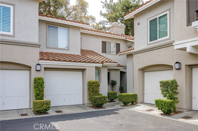 Foto principal - 216 California Ct