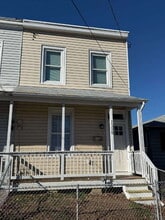 Building Photo - 1310 N 34th St