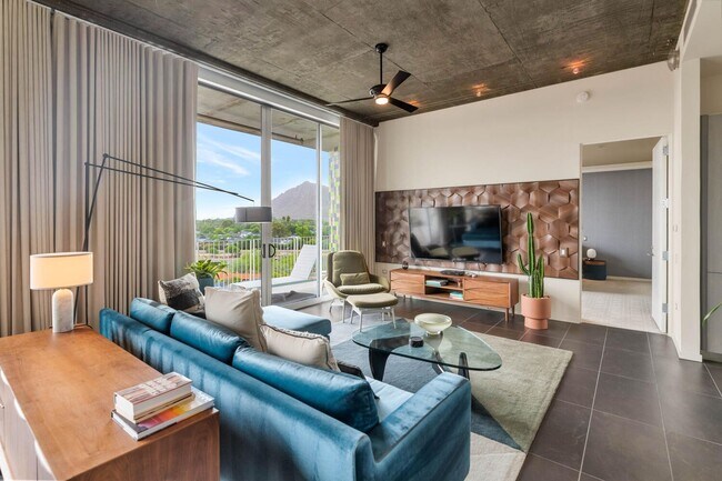 Foto del edificio - Rates Vary: $6,495 - $9,995