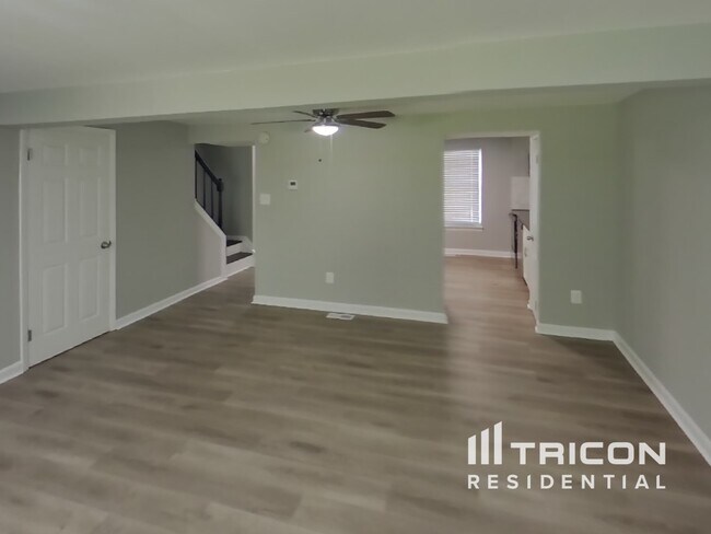 Foto del edificio - 9226 Throgmorton Rd