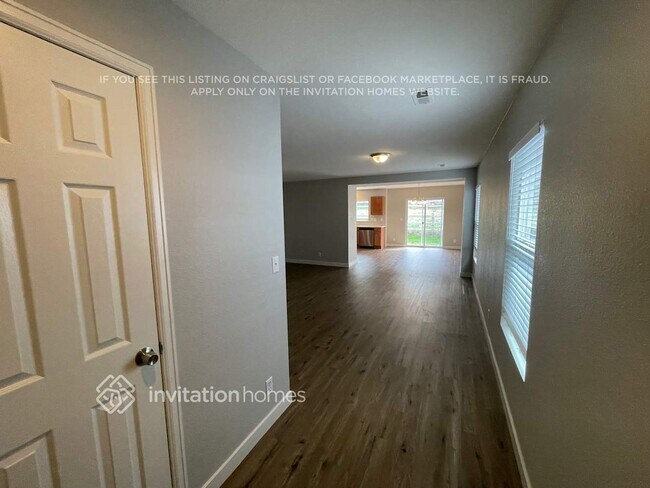 Foto del edificio - 5964 Raleigh Cir