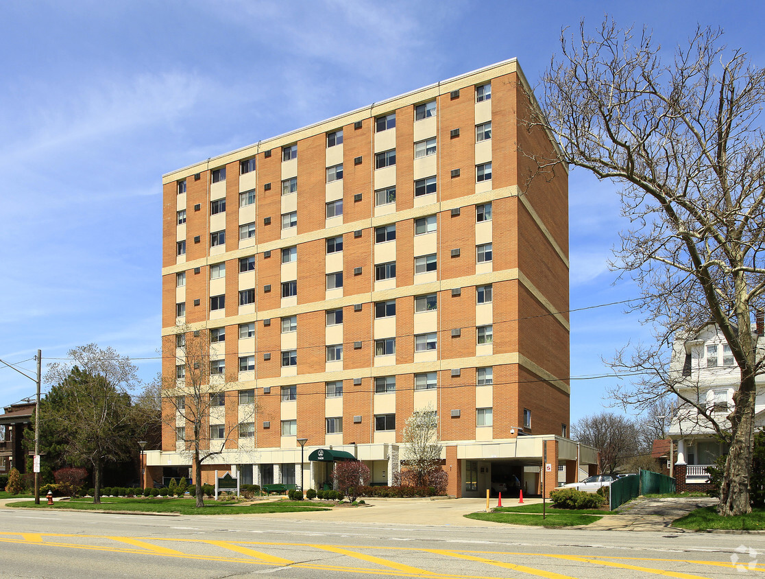 Foto principal - Clifton Plaza Apartments