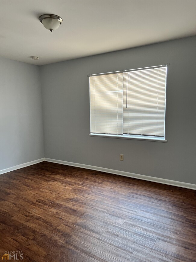 Foto del edificio - 760 Davis Cir SW