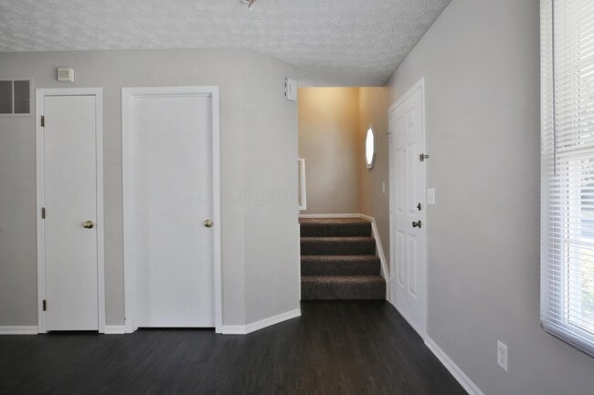 Foto del edificio - 1843 Canopy Ln