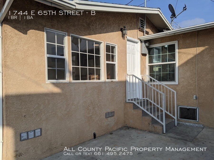 Foto principal - 1744 E 65th St
